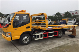 仙桃哪里有拖车服务